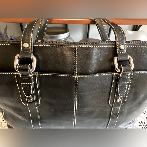Fossil Black Leather Handbag - Picture 2 of 13